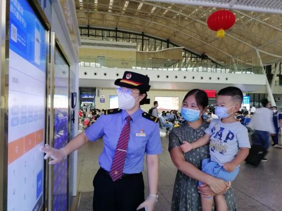 划重点！武汉站有一站受理、各站联动的链接式服务