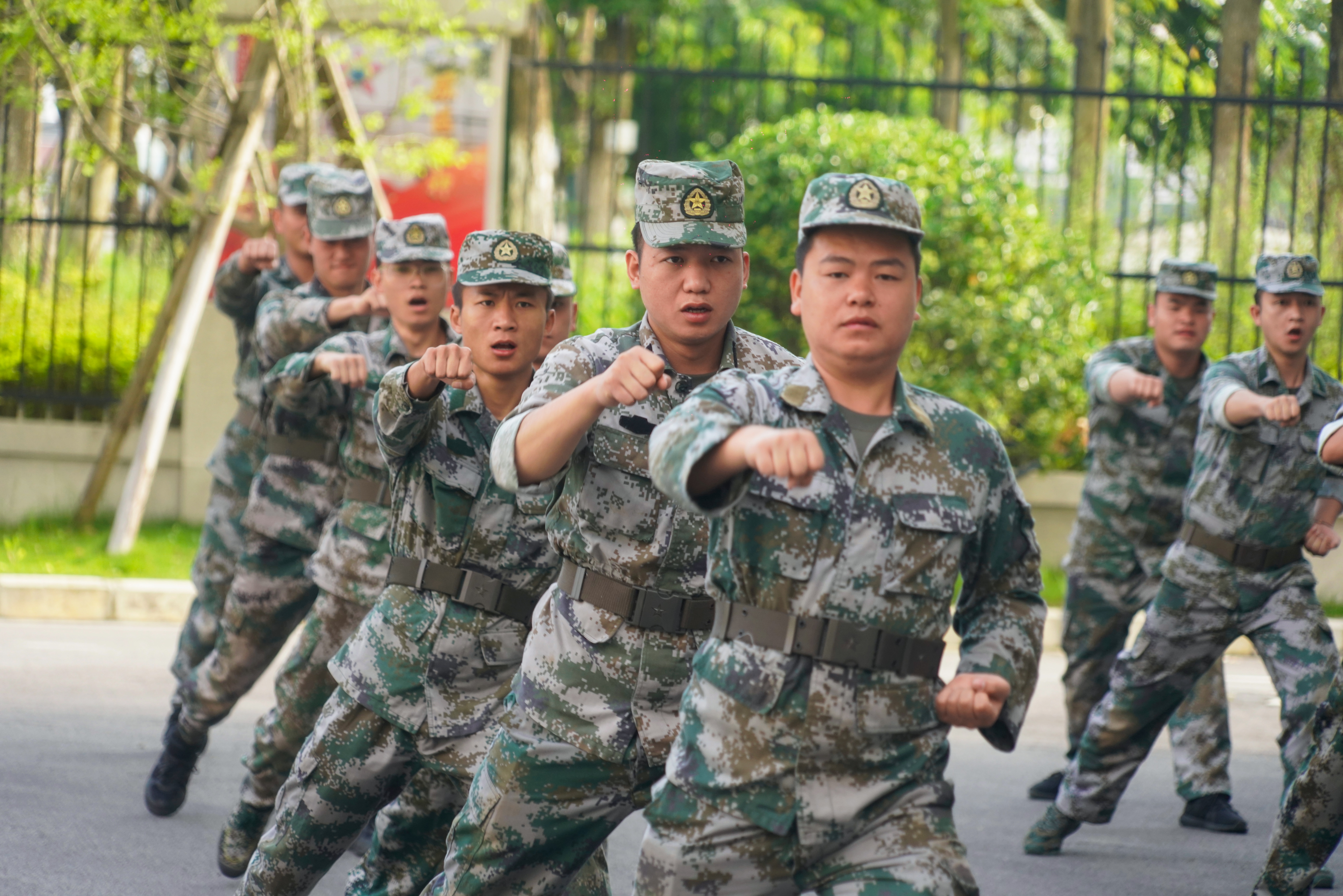 观山湖区民兵军训基地_教官培训_观山湖区学生军训教官培训