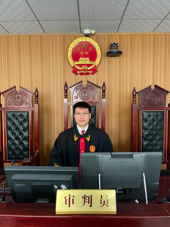 齐志强扎根基层拳拳为民躬身热土殷殷解忧