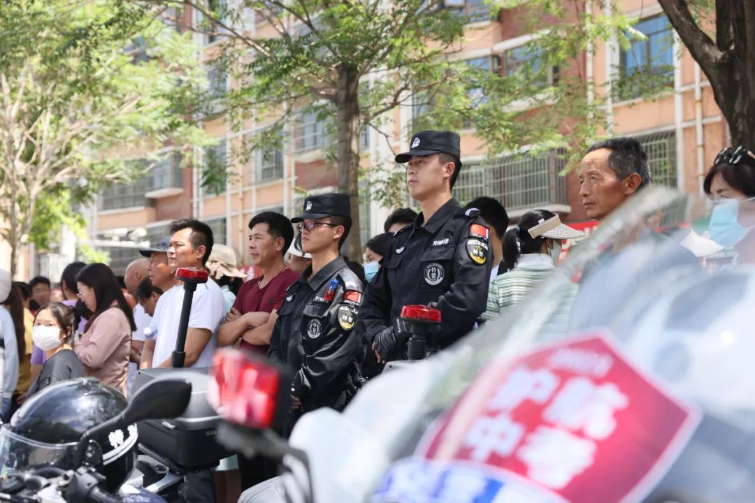 逐梦中考,石嘴山公安全力以“护”!_澎湃号·政务_澎湃新闻-The Paper