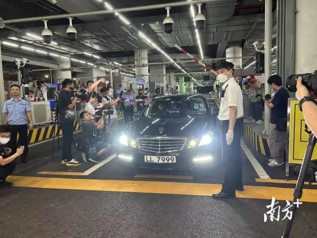 广州粤a牌网约车查吗_挂粤a牌和假香港牌_“港车北上”正式实施