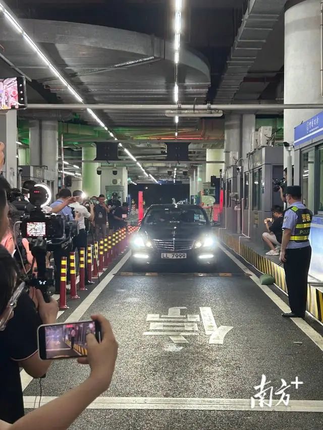 广州粤a牌网约车查吗_挂粤a牌和假香港牌_“港车北上”正式实施