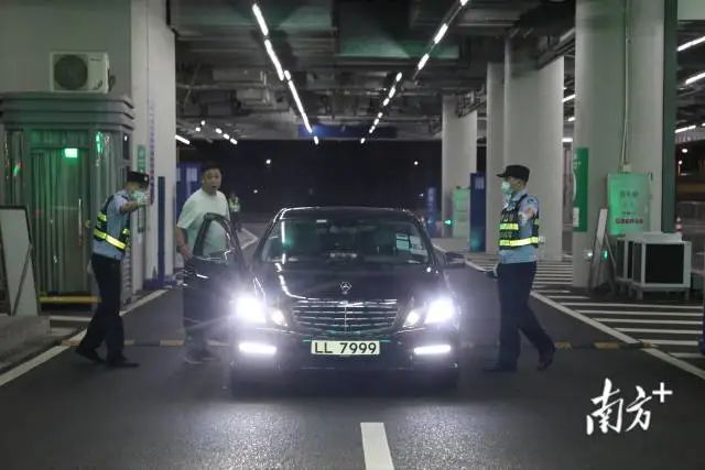 广州粤a牌网约车查吗_挂粤a牌和假香港牌_“港车北上”正式实施