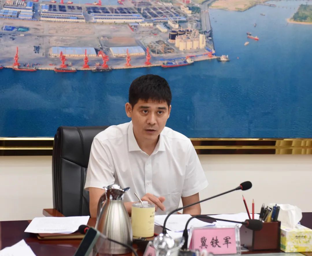 冀铁军主持召开澄迈县环岛旅游公路建设专题会议