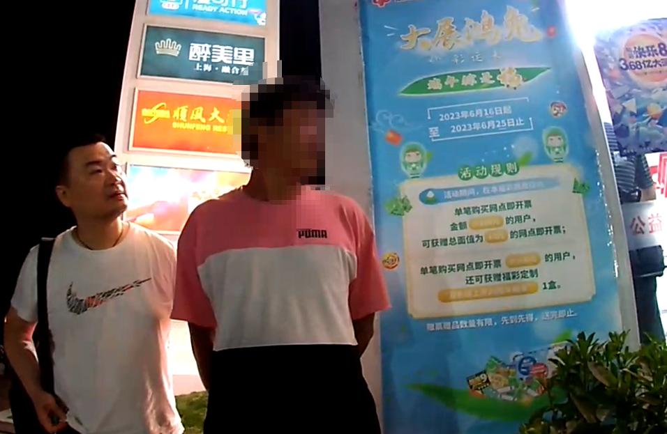 男子求暴富盗窃彩票2800多张_偷窃中奖彩票_偷中奖彩票4000元