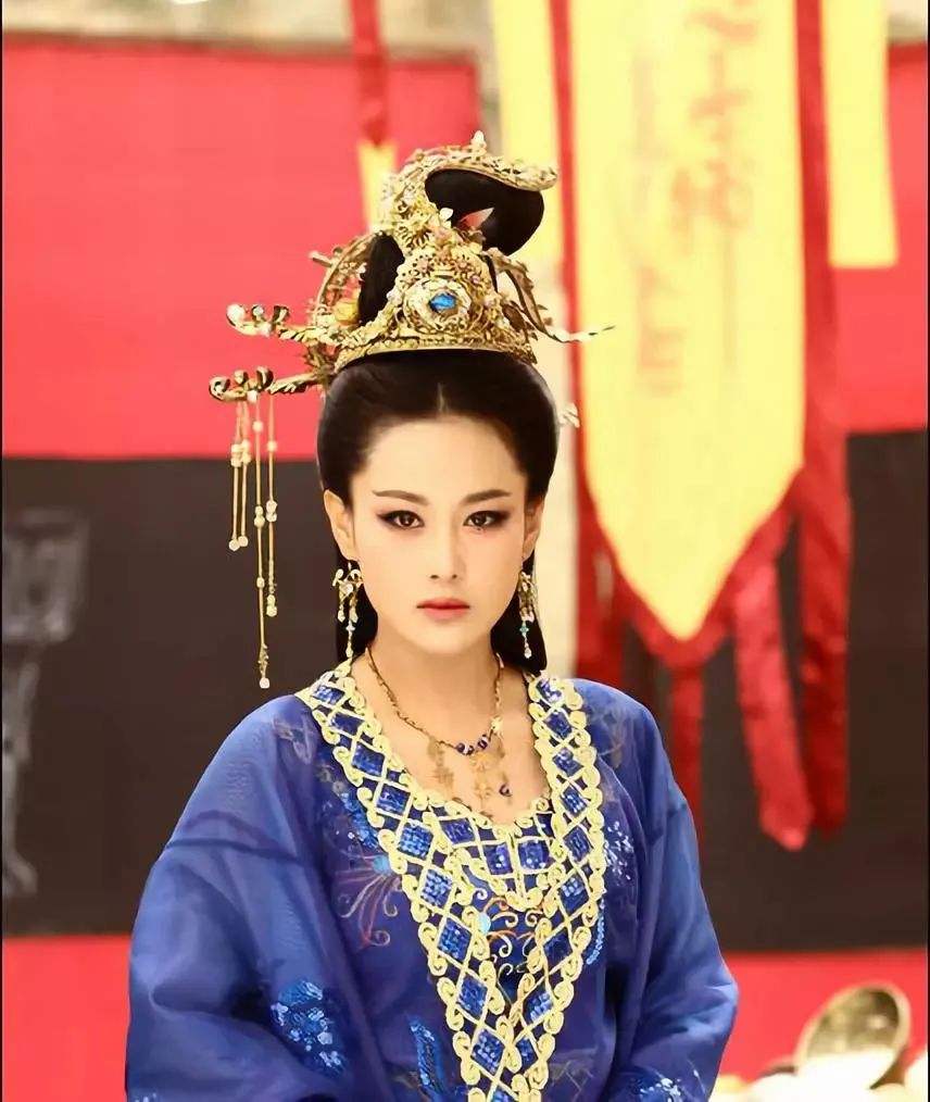 封神第一超变态传奇世界私服部,不会是最烂的