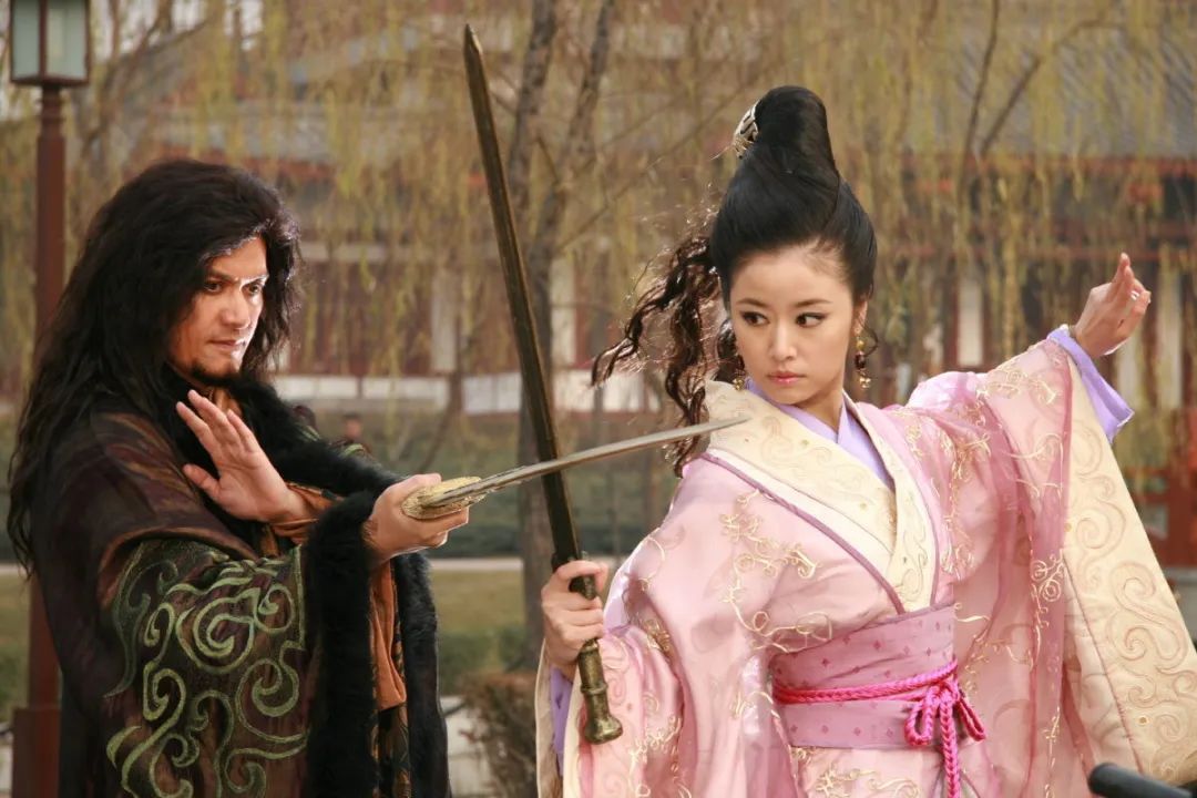 封神第一超变态传奇世界私服部,不会是最烂的