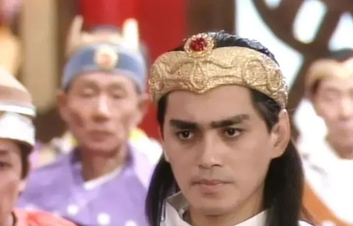 封神第一超变态传奇世界私服部,不会是最烂的