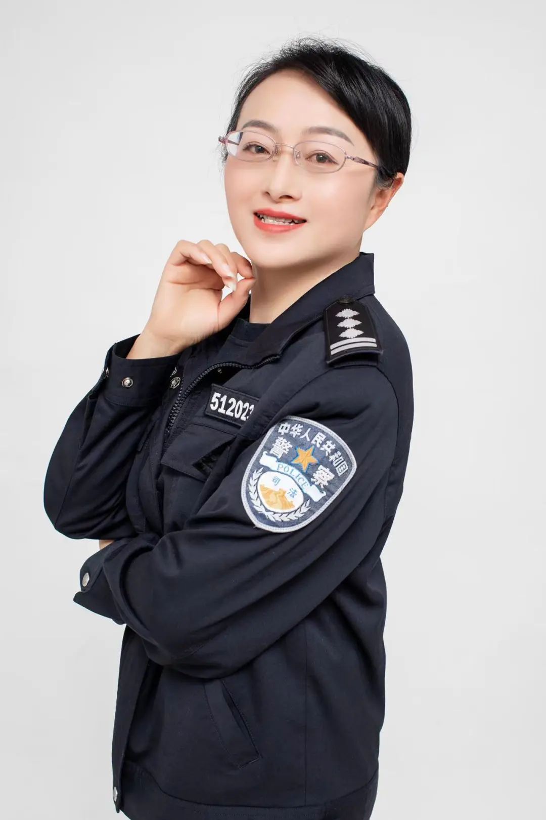 女警英姿图片