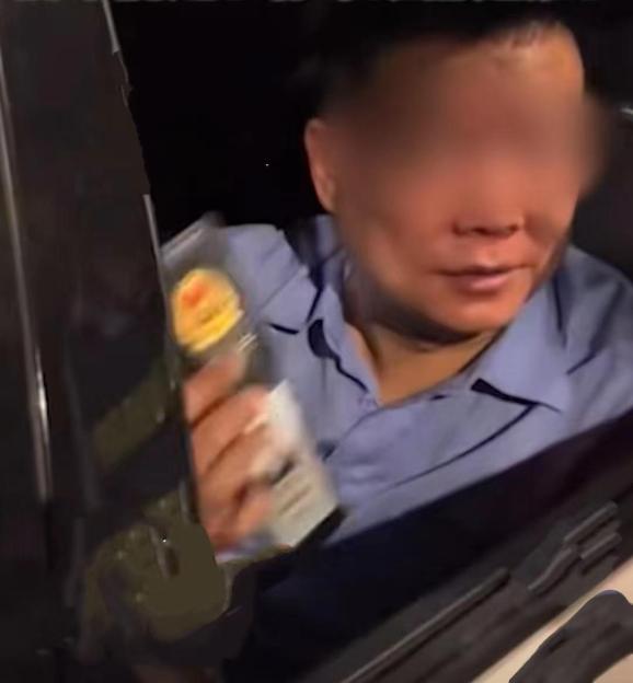 不能把经济纠纷以刑事介入事_民警禁止介入民事纠纷_河南遇查酒驾掏警官证的民警被免职