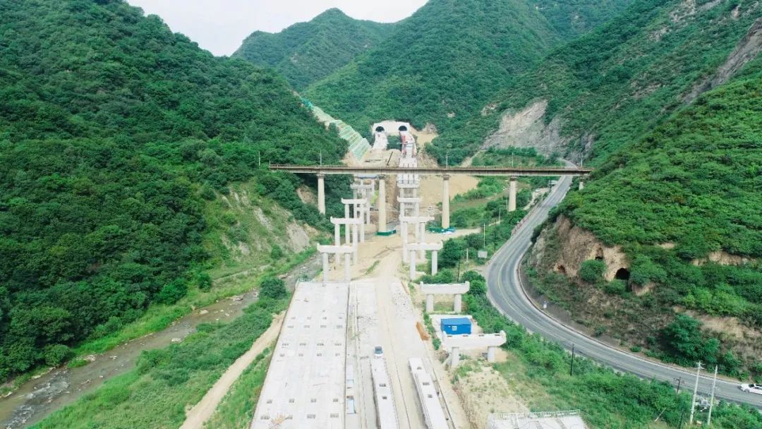 灵华高速最新进展徐家山大桥下部结构全部完成