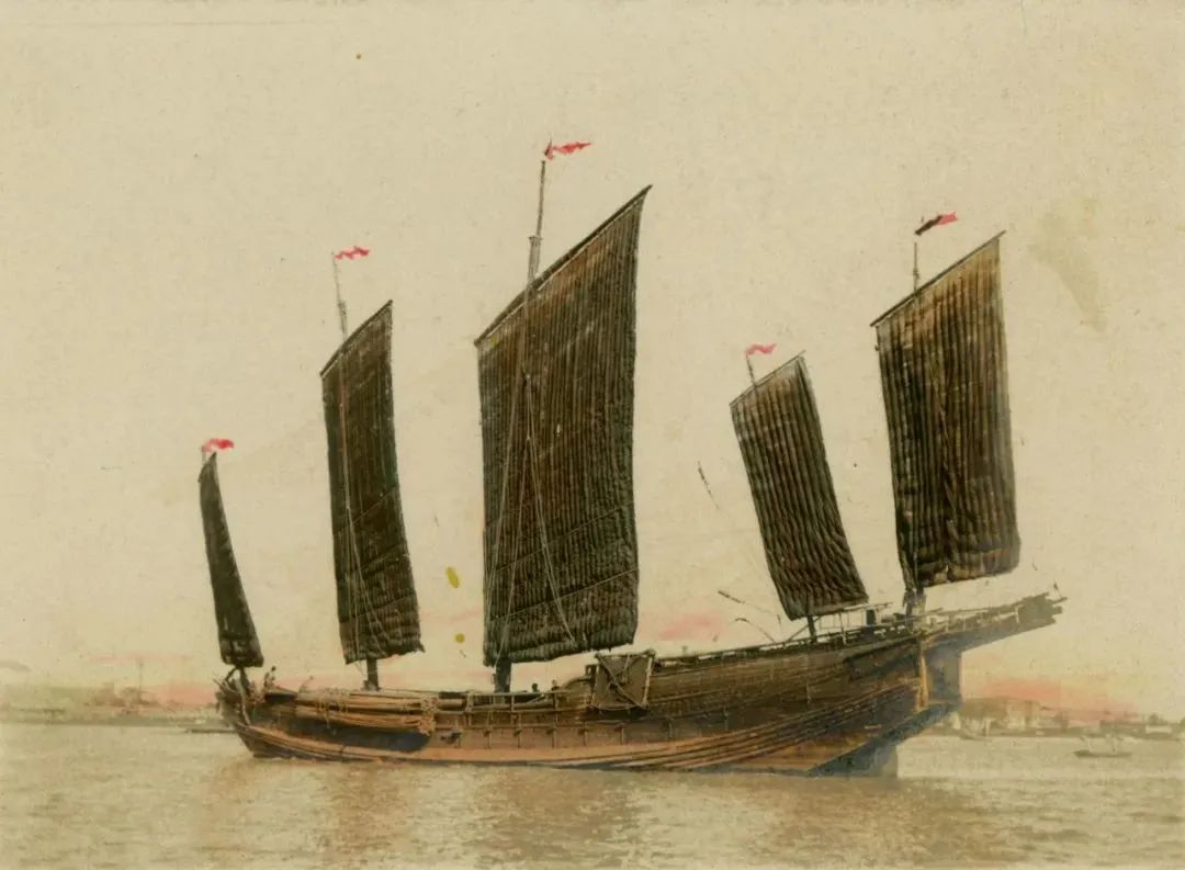 《清代沙船》明信片效果图原标题:《明起,长江口二号古船向您"驶"来!