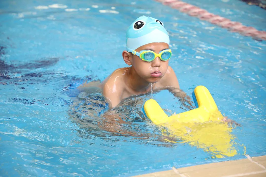 体教融合出成果 青山湖区大力推进游泳进课堂_澎湃号·政务_澎湃新闻