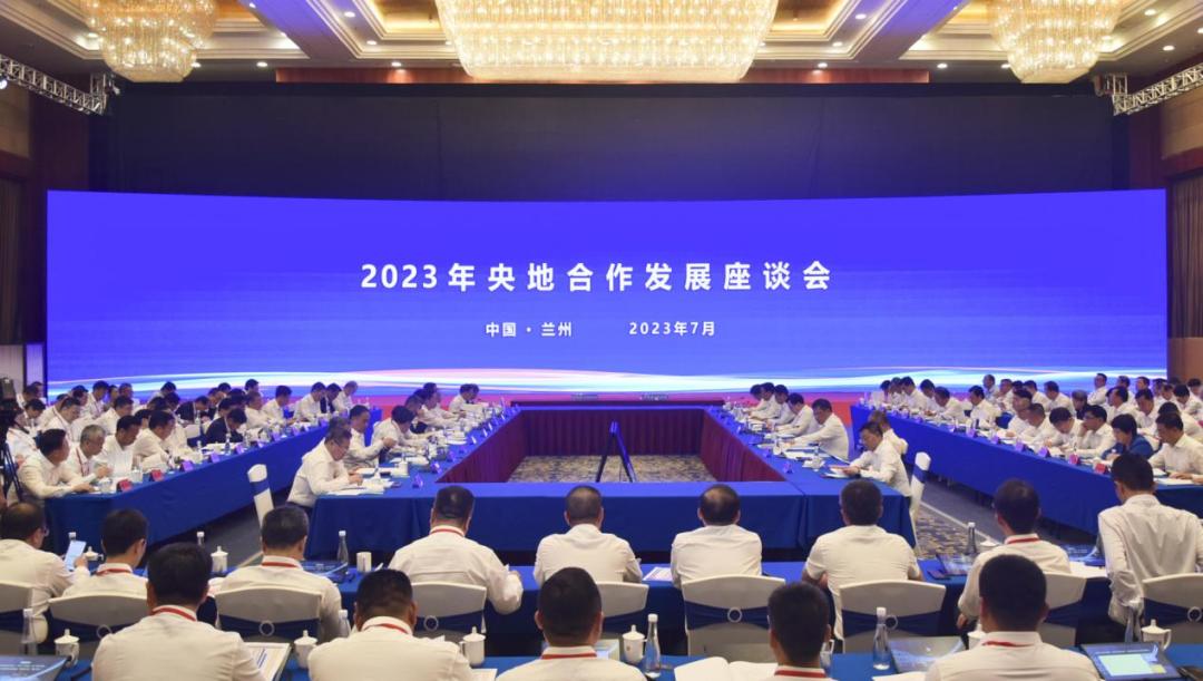 楼齐良出席兰洽会并与甘肃省省长任振鹤会谈_澎湃号·政务_澎湃新闻-The Paper