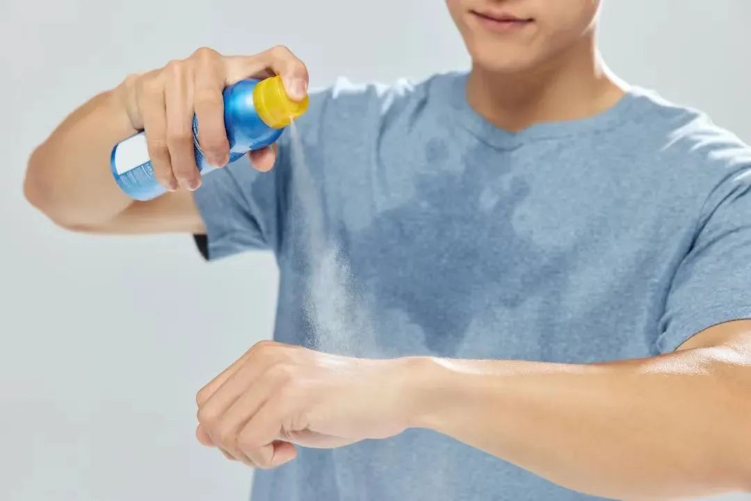 防晒喷雾防晒秘诀和使用小技巧