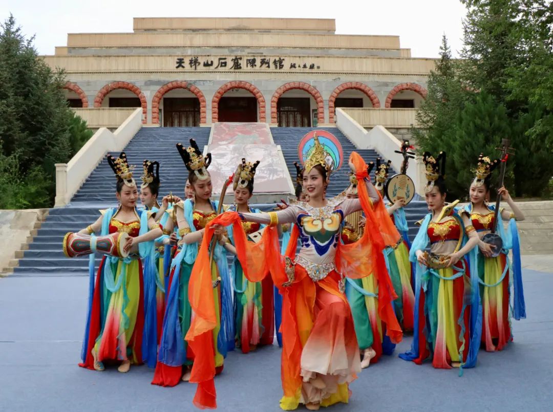 用凉州乐舞破茧成蝶——西凉乐舞的畅想_澎湃号·政务_澎湃新闻-the