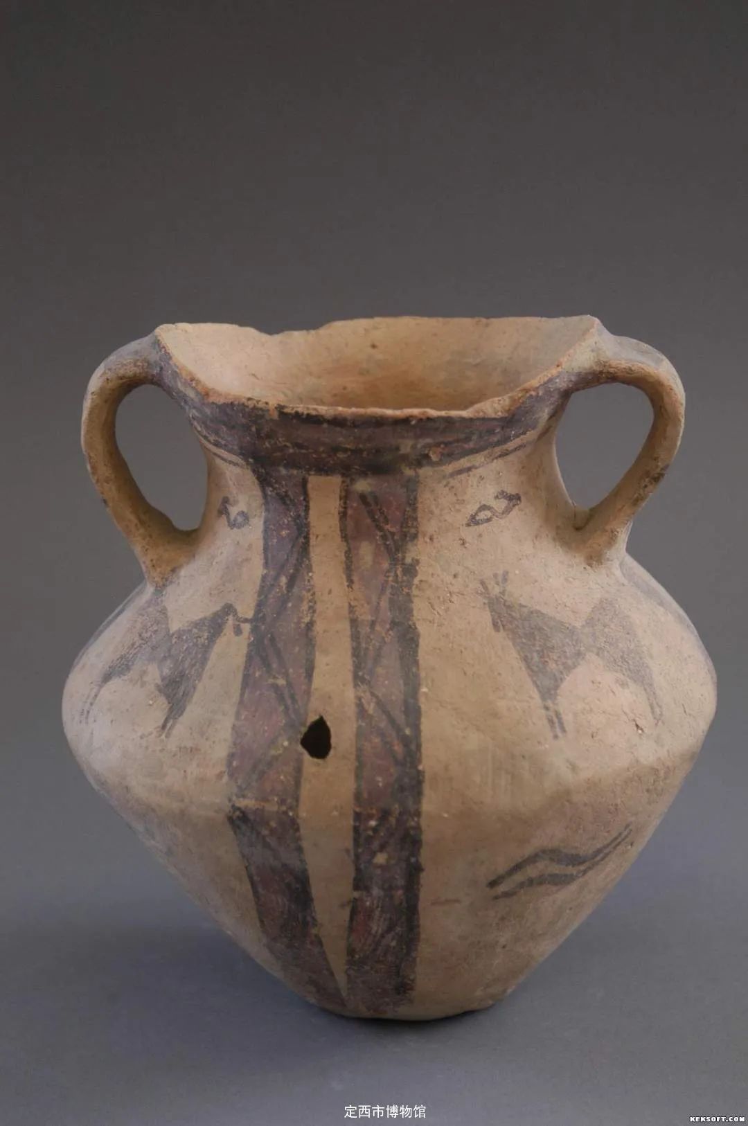 定西市博物馆精品文物鉴赏(五十三)鹿纹双耳彩陶罐_澎湃号·政务_澎湃