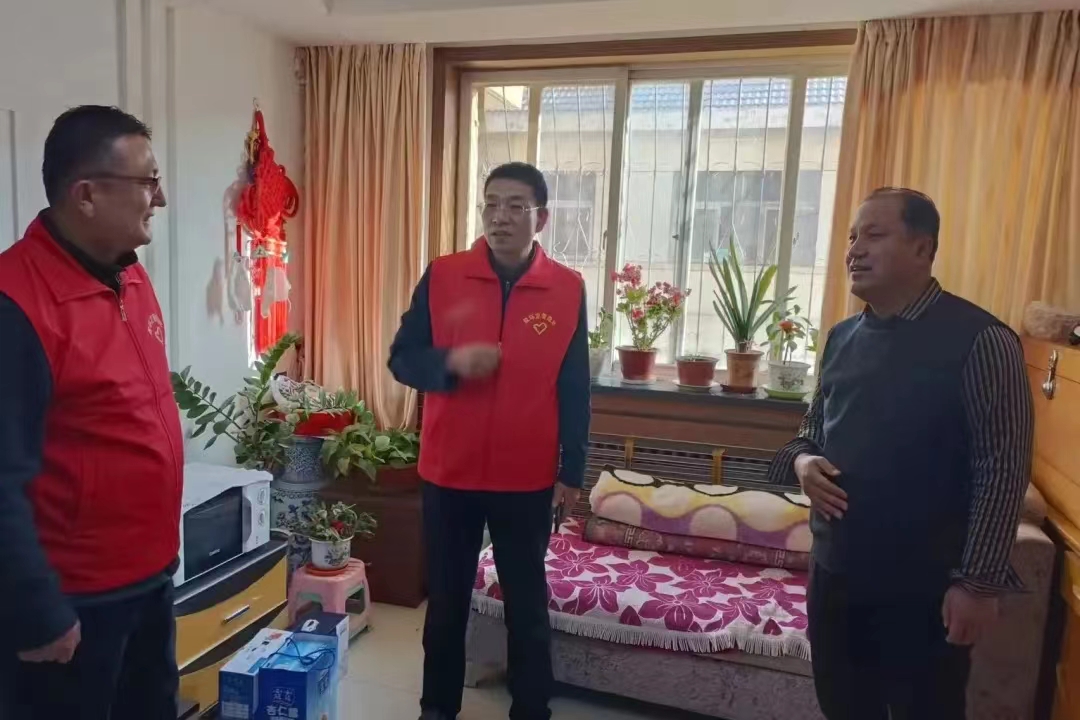 賡續(xù)紅色基因 傳承雷鋒精神