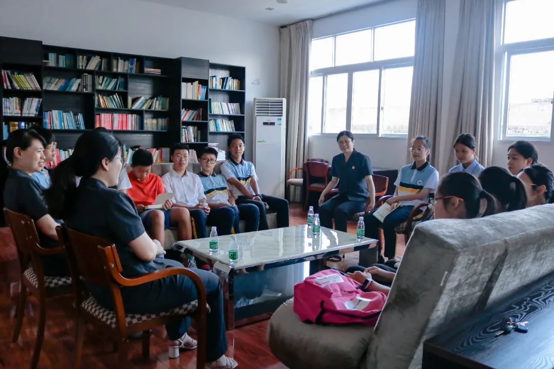 福安法院联合城北中学开展社会实践活动_澎湃号·政务_澎湃新闻-the