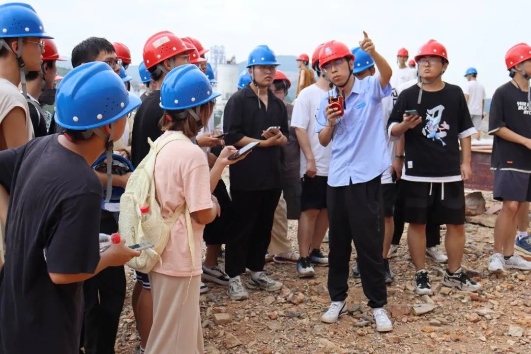 工程概况,施工重难点,重点讲解项目山体开挖,现浇箱梁施工工艺技术