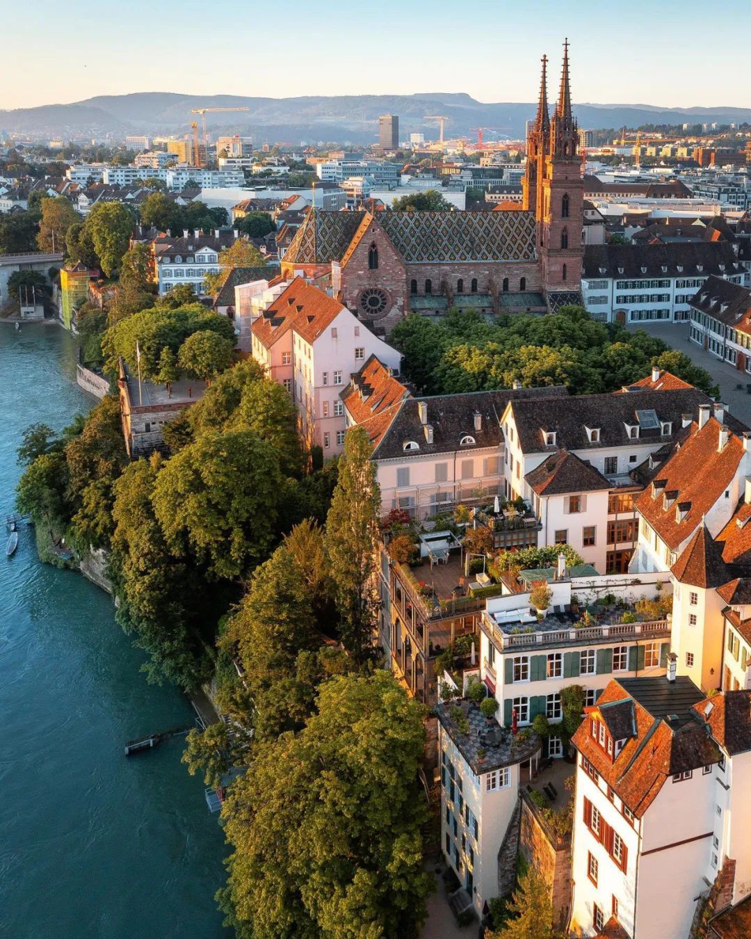 这座城市有自己独特的风情:瑞士·巴塞尔