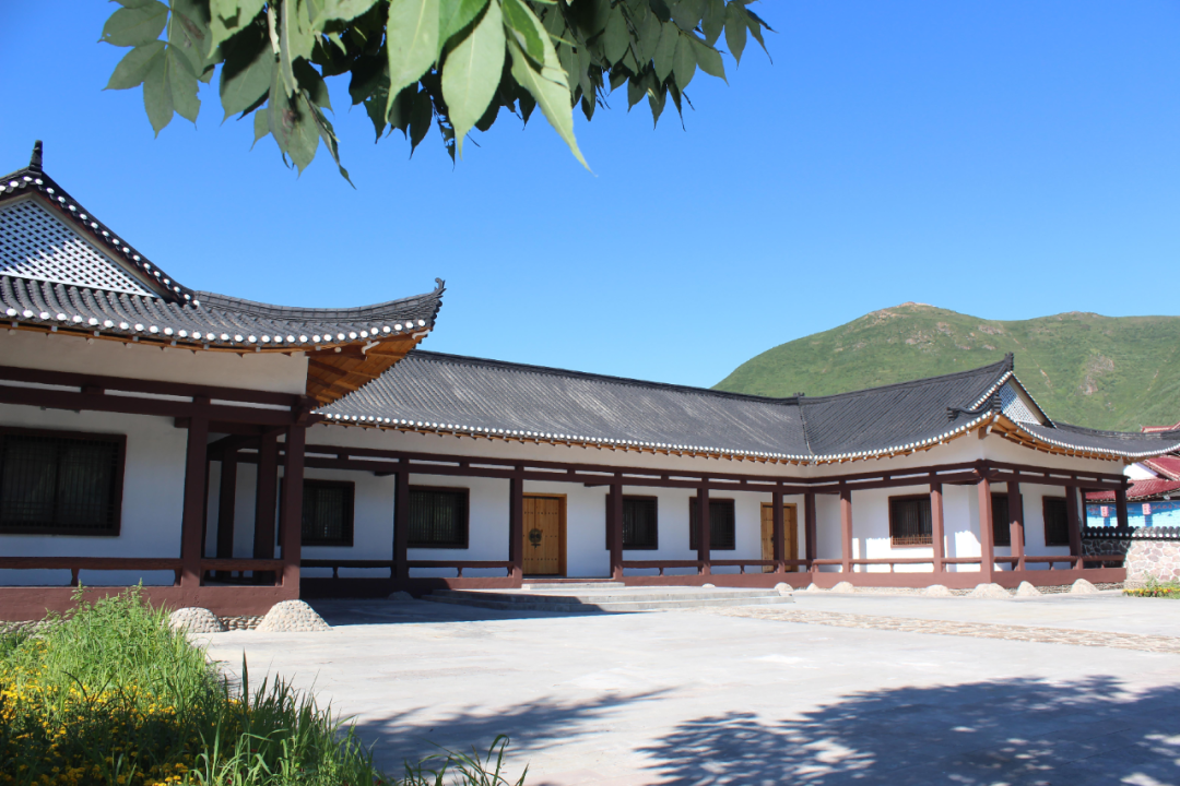 赴一场文艺之约,长白县果园朝鲜族民俗村在等你!