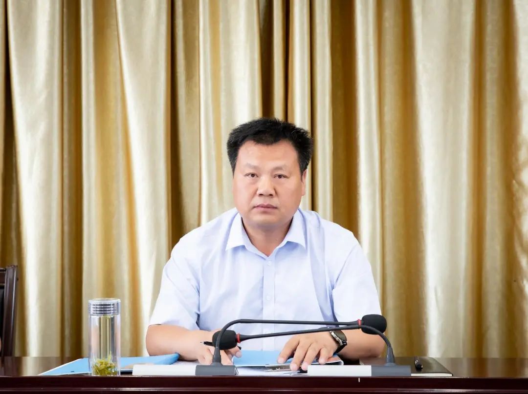 全县上半年经济运行调度会暨7月份重点工作月调度会议召开