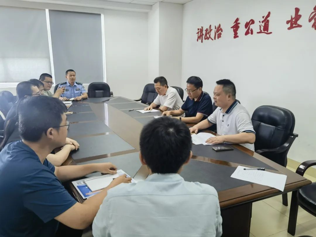 青年干警一对一挂钩服务制度_建立联络员制度老干部_泉州中院离退休同志挂钩工作交流会