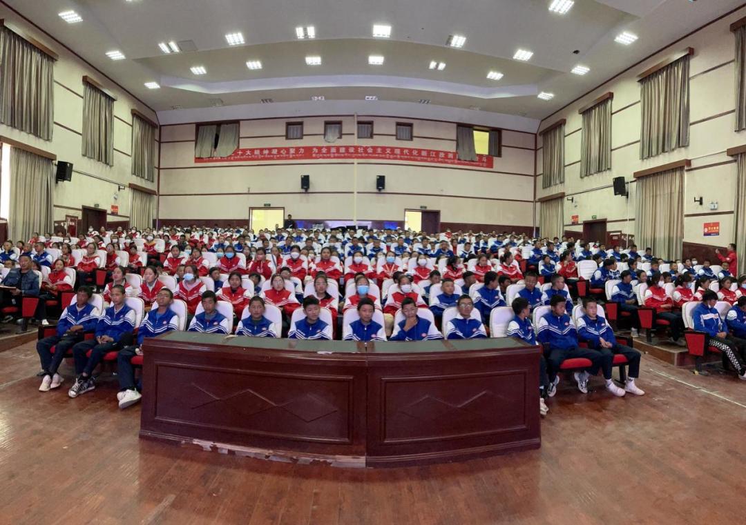 走进科学殿堂,聆听大家讲座——江孜县闵行中学举办科学讲座_澎湃号