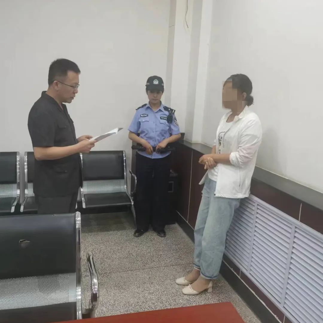 临洮法院:"戏精"老赖装病逃避执行,依法拘留没商量!