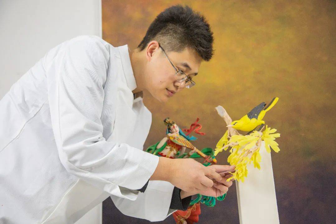 方磊:指尖上的艺术家_澎湃号·媒体_澎湃新闻-The Paper