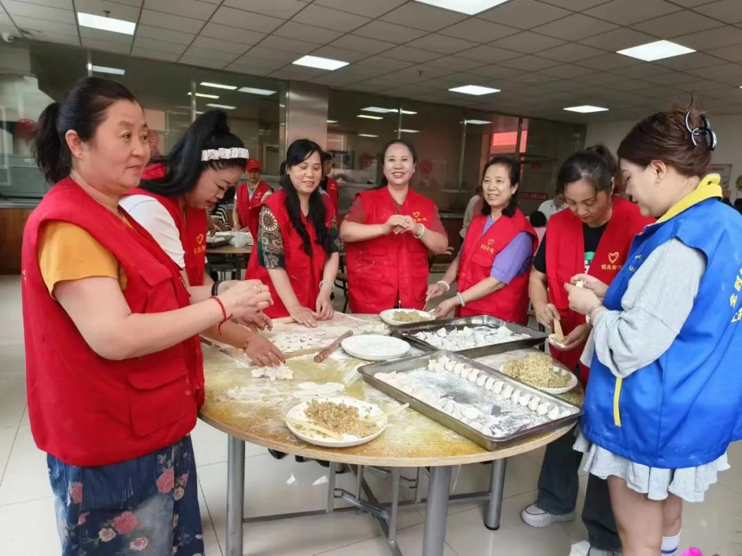 连心社区丨立秋送祝福温暖老人心