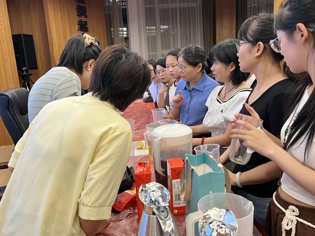 健康奶茶diy,感受美味和温暖的幸福双重奏_澎湃号·政务_澎湃新闻-the