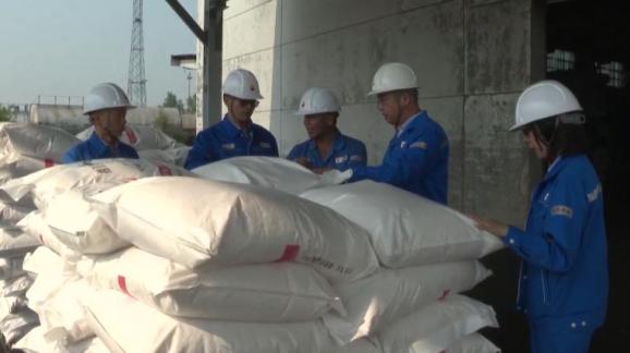 成功打入国内市场!炼化公司36I型橡胶防护蜡被“点赞”!