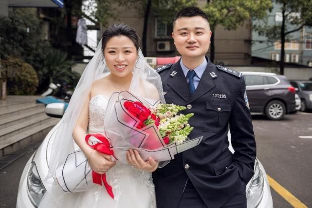 男:王威,长沙县公安局女:滕拓,长沙县检察院"因为有共同的信念,追求