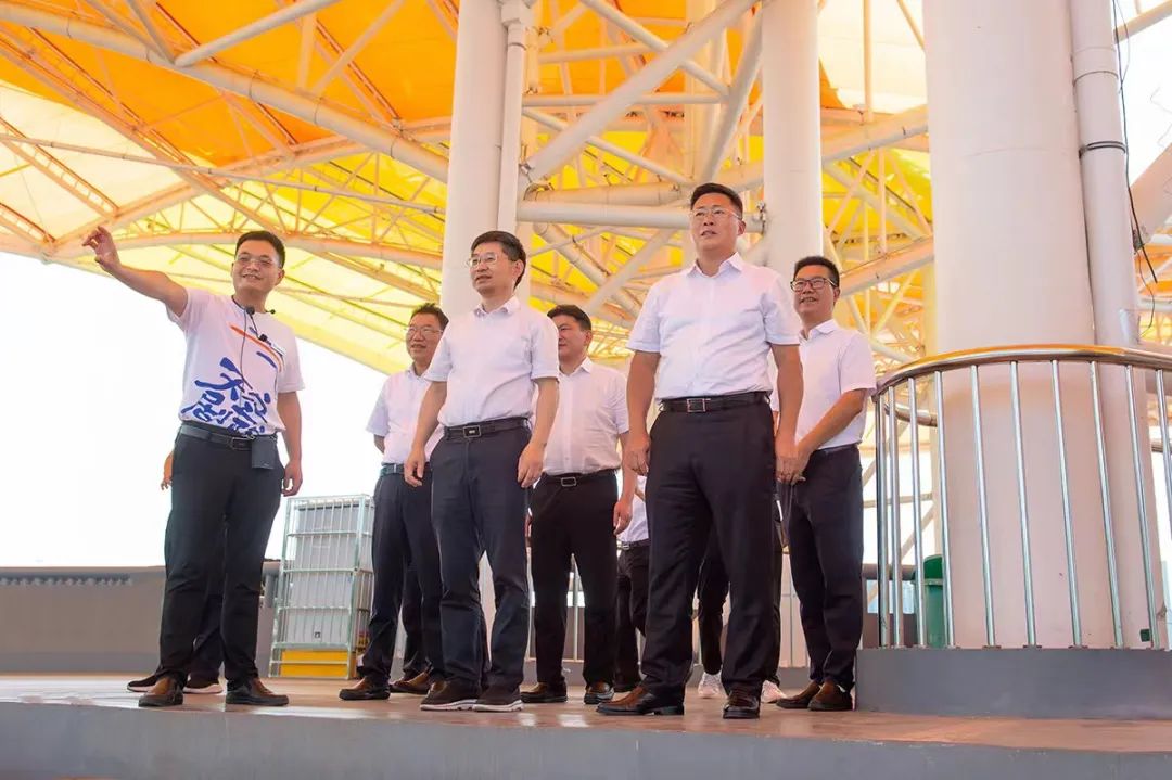 浏阳市委副书记,市长王雄文,市领导戴武明,王坤球,李翔分别陪同.