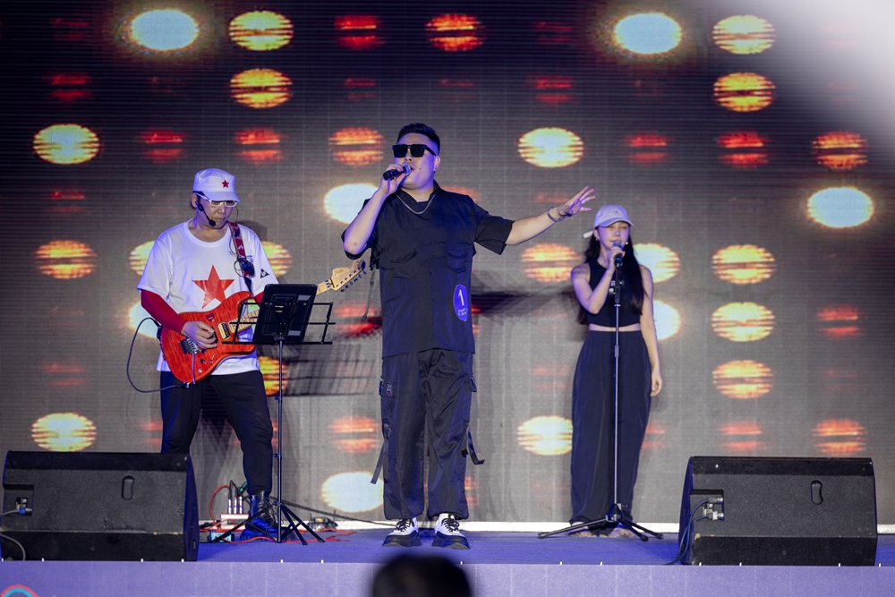 声动掇刀音你而来荆门高新区掇刀区首届全民k歌大赛圆满落幕