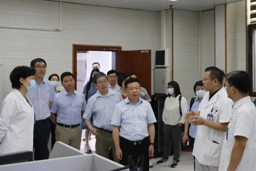 市卫生健康委赴宝山开展卫生健康发展“十四五”规划中期评估调研