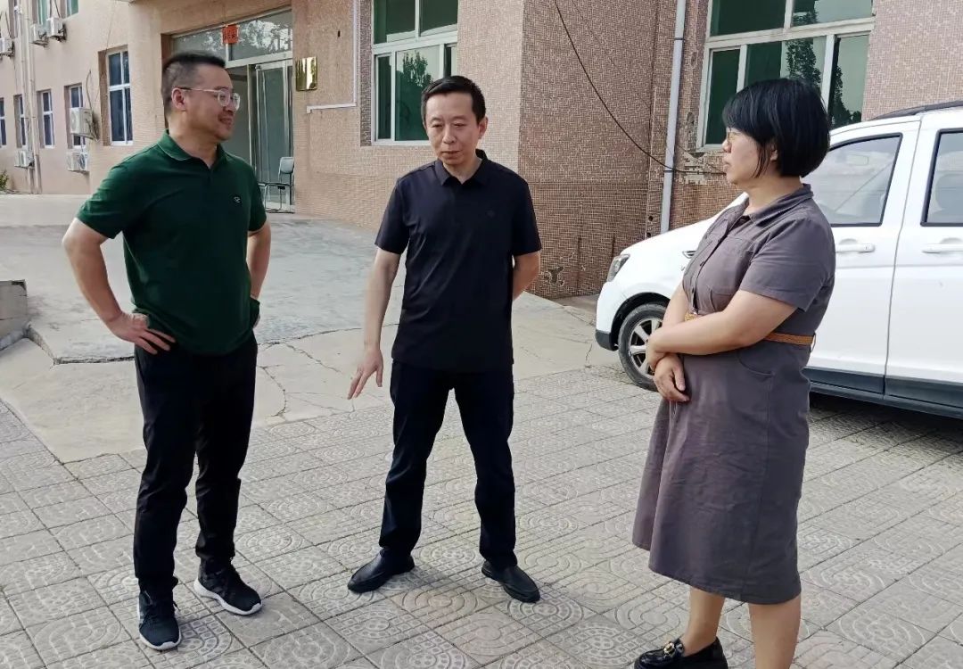 听需问计解难题高邑法院院长张登峰深入石家庄国际陆港调研