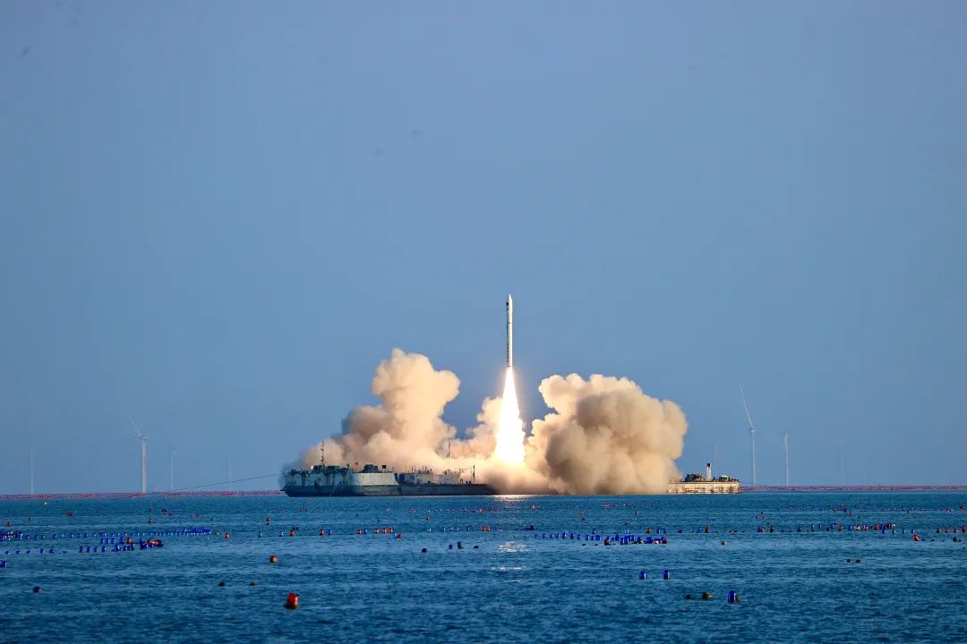 国内民营火箭首次海上发射成功