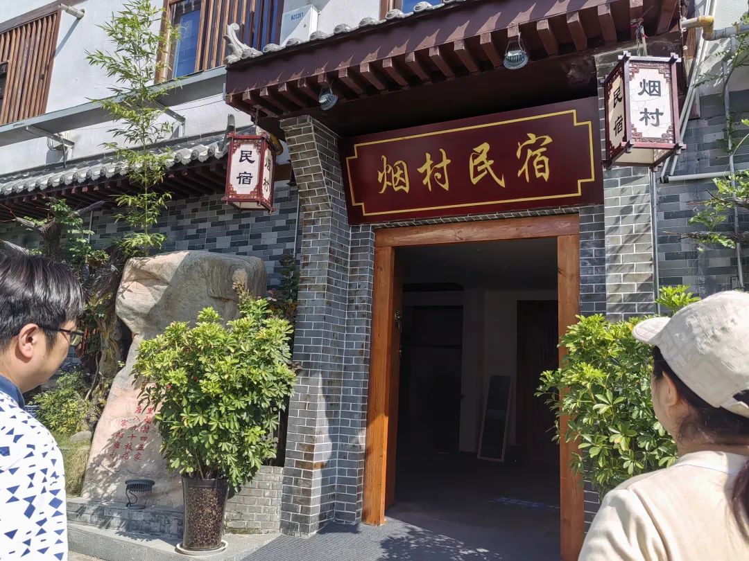 集体经济入局 整合资源开启民宿新路王庄社区位于天街以东,龙门大道以