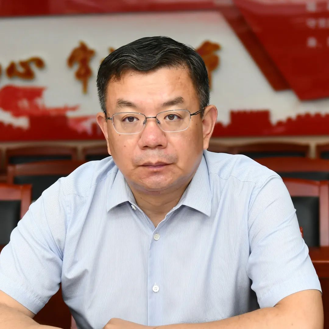 代表委员点评朝阳区人大代表韩军,刘子华,政协委员沈沁现场参会.