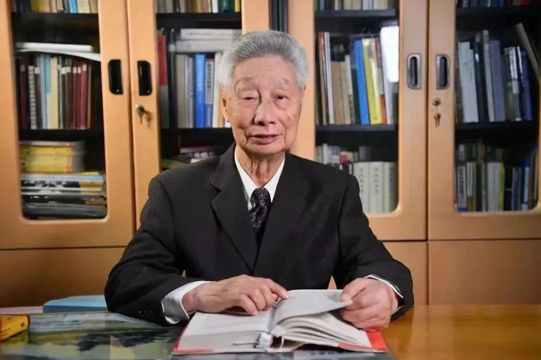 中国教师节的设立与一位江西吉安籍教授的努力分不开,他就是我国著名