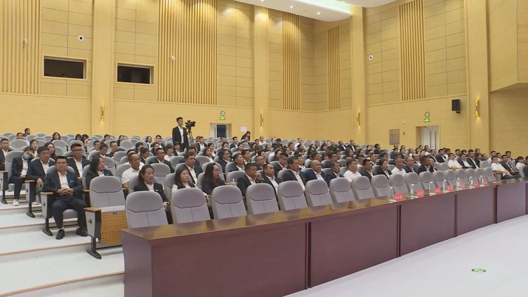 市教育系统举行庆祝教师节表彰大会暨师德师风先进事迹报告会_澎湃号·政务_澎湃新闻-The Paper