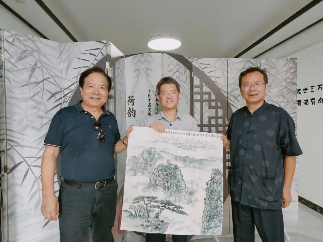 水墨丹青绘华章 群贤毕至迎亚运——渔山乡墅溪村举办迎亚运书画雅集活动_澎湃号·政务_澎湃新闻-The Paper