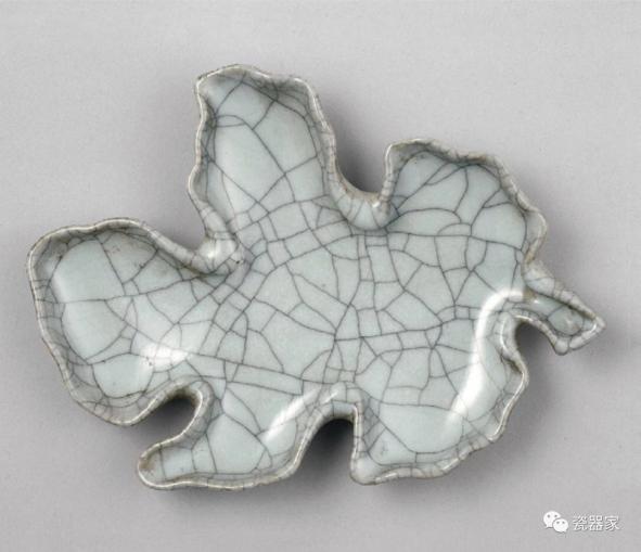 真正的哥窑金丝铁线