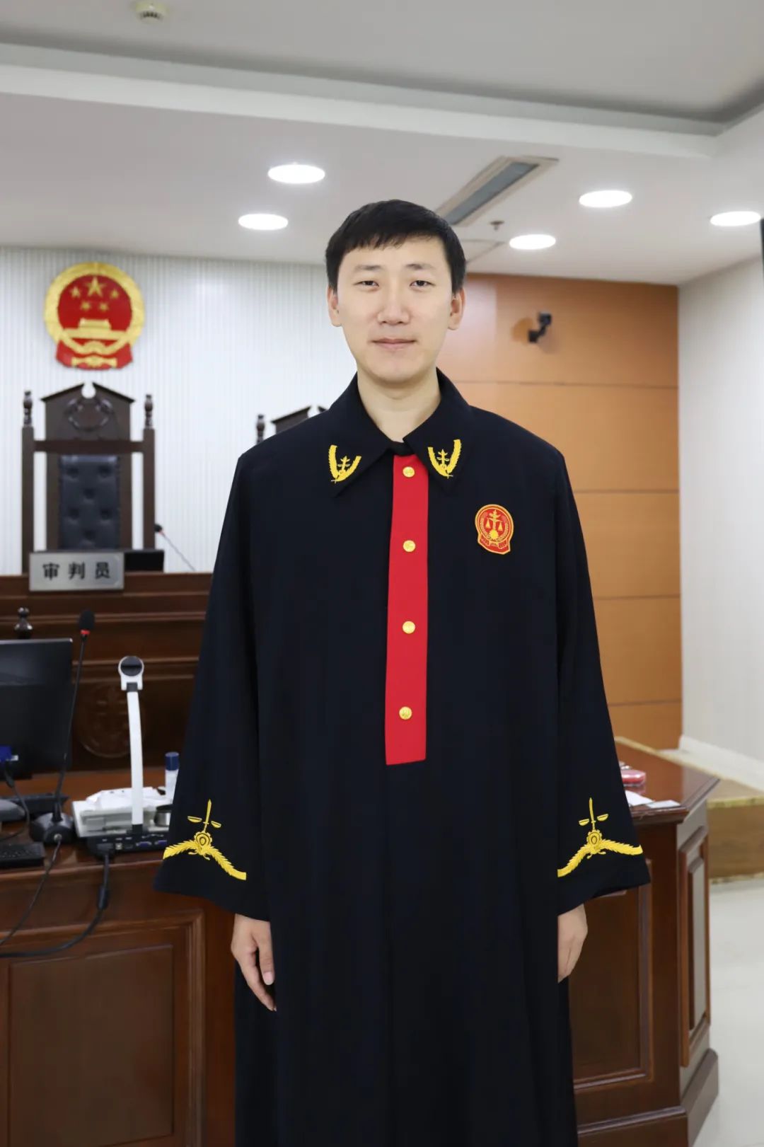 你好,新法官 | 从助理到法官,欢迎光临我的法院八年!_澎湃号·政务_澎湃新闻-The Paper