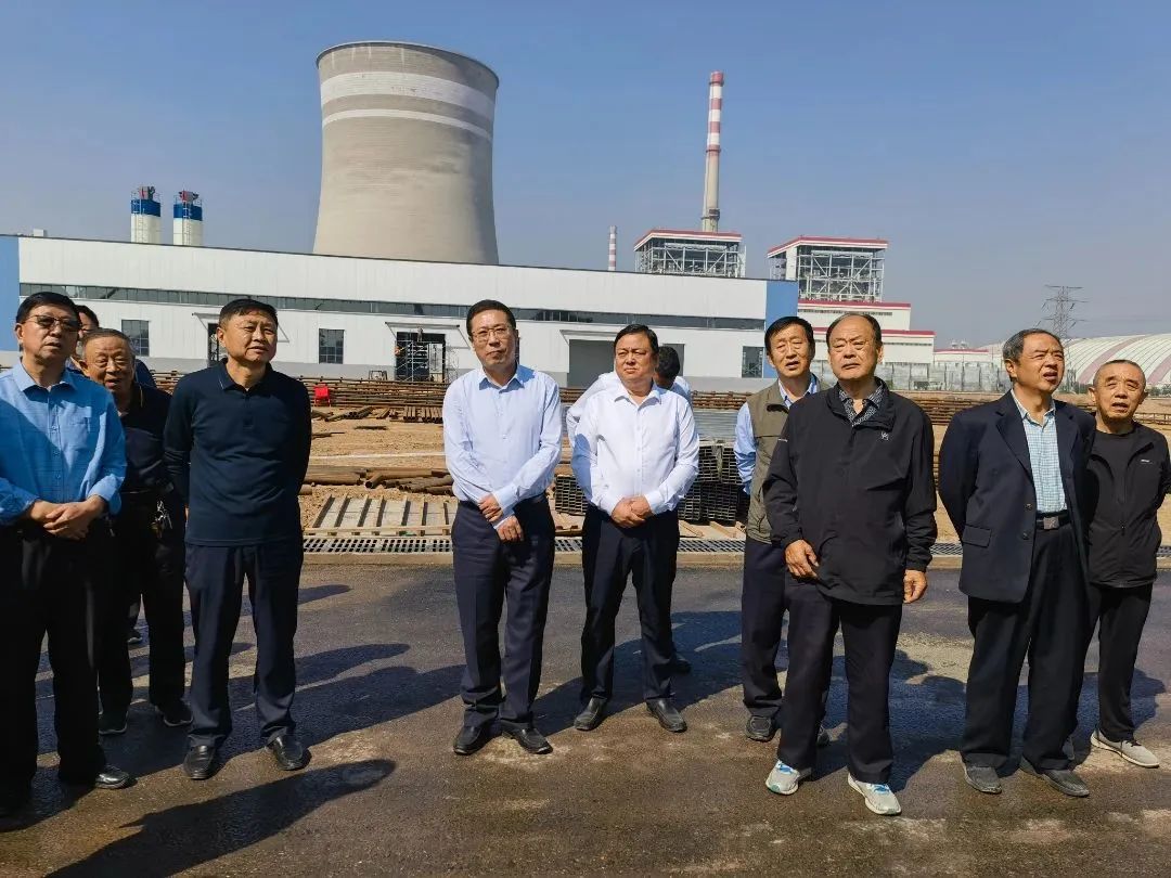 文水经济开发区党工委书记,管委会主任刘大鹏,县委常委,副县长成坚