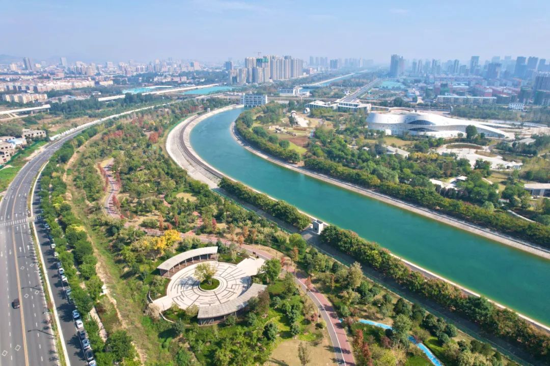 在这里小住几日,游览了焦作的天河公园,没想到园内别有洞天,犹如世外