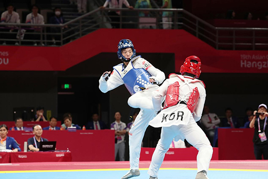 击败老牌劲旅韩国队中国队斩获跆拳道混合竞技团体项目金牌